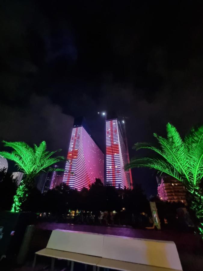 באטומי Orbi City Sea View מראה חיצוני תמונה