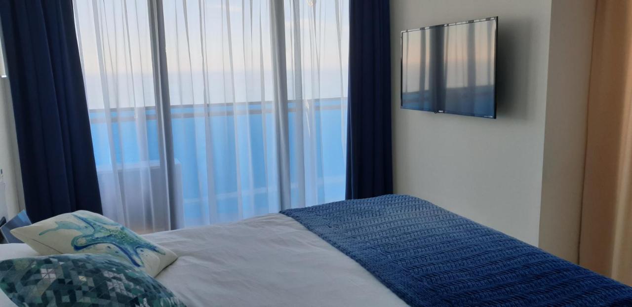 באטומי Orbi City Sea View מראה חיצוני תמונה